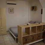 Nid Douillet Au Coeur De La Roquette, Arles