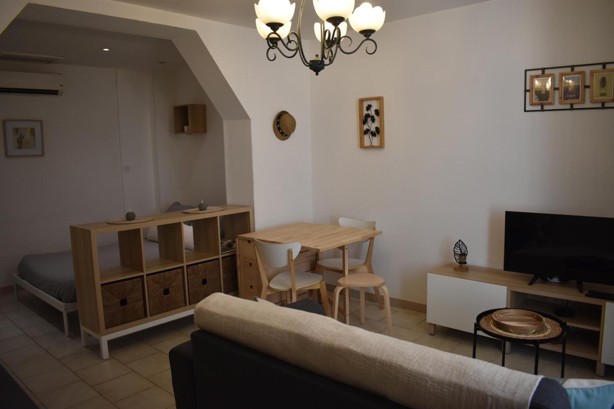 Appartement Nid Douillet Au Coeur De La Roquette, *